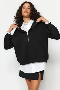TRENDYOLMİLLA Black Oversized/Wide Pattern Half Zippered Thick Fleece Inside Knitting Sweatshirt