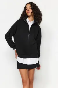 TRENDYOLMİLLA Black Oversized/Wide Pattern Half Zippered Thick Fleece Inside Knitting Sweatshirt - Image 2