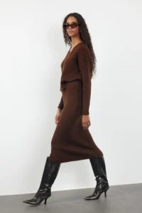 TRENDYOLMİLLA Brown Woolly Hair Knitting Knitwear Top and Bottom Set - Image 2