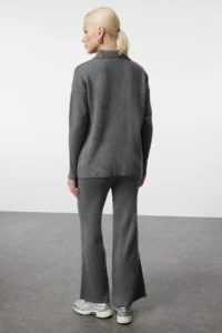 TRENDYOLMİLLA Anthracite Polo Shirt Collar Soft textured Knitwear Top and Bottom Set - Image 5
