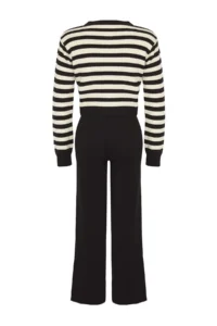 TRENDYOLMİLLA Black*001 Crop/Short Knitwear Top and Bottom Set - Image 6