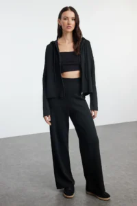TRENDYOLMİLLA Black Hooded Knitwear Top and Bottom Set