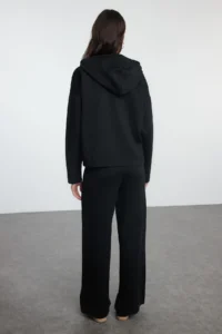 TRENDYOLMİLLA Black Hooded Knitwear Top and Bottom Set - Image 5
