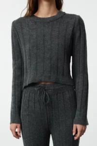 TRENDYOLMİLLA Anthracite Crop Soft textured Knitwear Top and Bottom Set - Image 3