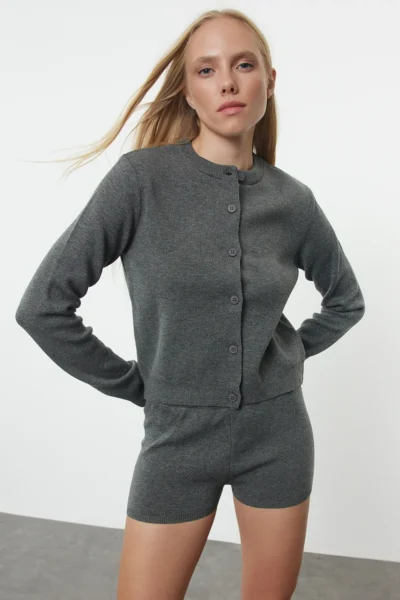 TWOAW25AU00051-GRAY_1