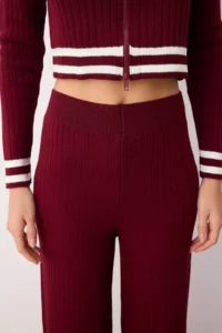 TRENDYOLMİLLA Burgundy Zippered Knitwear Top and Bottom Set - Image 4