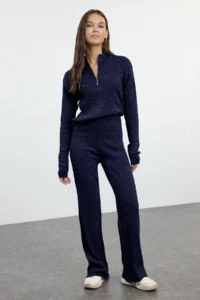 TRENDYOLMİLLA Navy Blue Zippered Knitwear Top and Bottom Set