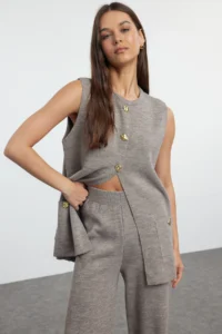 TRENDYOLMİLLA Mink Wide Pattern Button Detailed Knitwear Top and Bottom Set - Image 2