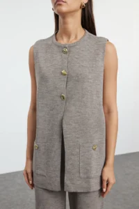 TRENDYOLMİLLA Mink Wide Pattern Button Detailed Knitwear Top and Bottom Set - Image 3