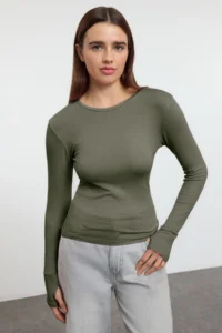 TRENDYOLMİLLA Khaki Viscose/Soft Fabric Flexible Knitting Blouse with Fingering Detail - Image 2
