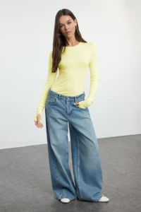 TRENDYOLMİLLA Yellow Viscose/Soft Fabric Flexible Knitting Blouse with Fingering Detail - Image 2