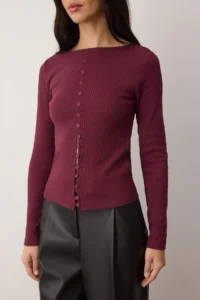 TRENDYOLMİLLA Plum Button Detailed Crew Neck Ribbed Flexible Regular Size Knitting Blouse - Image 3