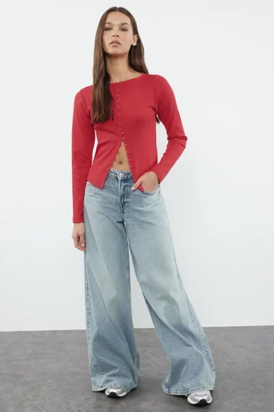 TWOAW25BZ00030-RED_1