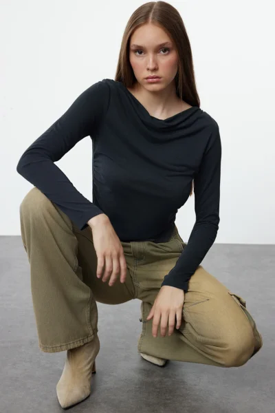 TWOAW25BZ00031-GRAY_1