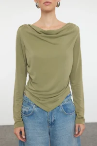 TRENDYOLMİLLA Green Modal Fabric Off-Shoulder Neck Drapeli padded Asymmetric  Knitting Blouse - Image 3