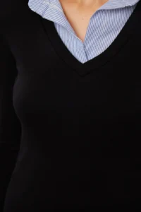 TRENDYOLMİLLA Black Weaving Detailed Shirt Collar Regular/Normal Pattern Knitting Blouse - Image 5