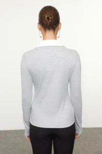 TRENDYOLMİLLA Gray Melanj Weaving Detailed Shirt Collar Regular/Normal Pattern Knitting Blouse - Image 5