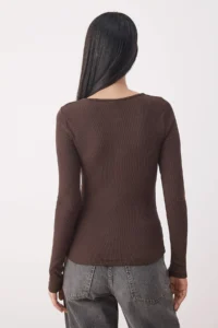 TRENDYOLMİLLA Light Brown snaps Fitted Ribbed Flexible Knitting Blouse - Image 4