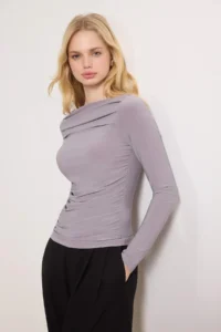 TRENDYOLMİLLA Mink Boat Neck Draped Flexible Knitting Blouse - Image 2