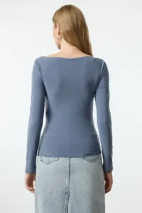 TRENDYOLMİLLA Indigo Boat Neck Draped Flexible Knitting Blouse - Image 5