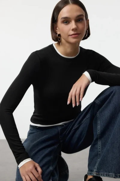 TWOAW25BZ00114-BLACK_1
