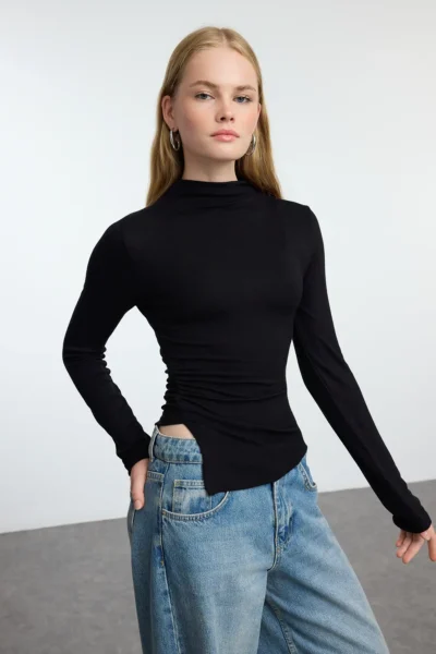 TWOAW25BZ00145-BLACK_1