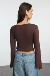 TRENDYOLMİLLA Brown wrap Knitwear look Spanish Arm Regular/Normal Pattern Knitting Blouse - Image 5