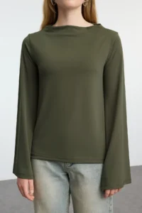 TRENDYOLMİLLA Khaki relaxed/Rahat Pattern Spanish Arm Flexible Knitting Blouse - Image 3
