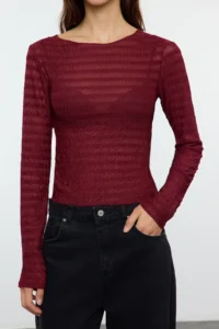 TRENDYOLMİLLA Burgundy Fitted textured Tulle Flexible Knitting Blouse - Image 4