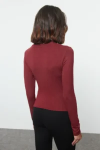 TRENDYOLMİLLA Burgundy Double breasted Gathering/Drape Detailed slim/Fitting Knitting Blouse - Image 6