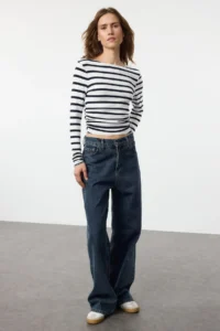 TRENDYOLMİLLA Navy Blue*001 Striped Fitted Flexible Knitting Blouse - Image 2