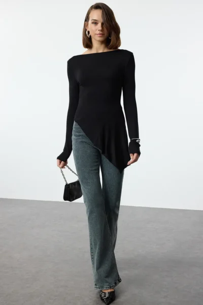 TWOAW25BZ00233-BLACK_1