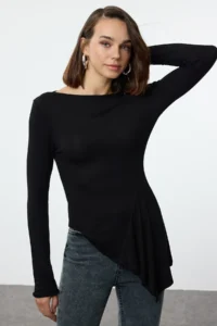 TRENDYOLMİLLA Black Viscose/Soft Fabric Asymmetric Flexible Knitting Blouse - Image 2