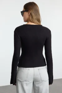 TRENDYOLMİLLA Black Rib Detailed Fitted Spanish Arm Knitting Blouse - Image 5