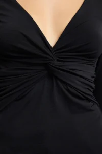 TRENDYOLMİLLA Black Drape Detailed Fitted Long Sleeve Flexible Knitting Blouse - Image 4