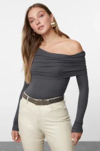 TRENDYOLMİLLA Anthracite Asymmetric Collar Fitted Flexible Knitting Blouse