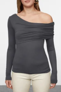 TRENDYOLMİLLA Anthracite Asymmetric Collar Fitted Flexible Knitting Blouse - Image 3