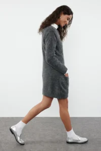 TRENDYOLMİLLA Anthracite Mini Size Knitwear Woolly Dress - Image 2