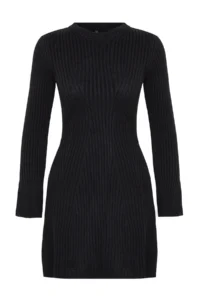 TRENDYOLMİLLA Black Mini Knitwear A-line Formda Dress - Image 6