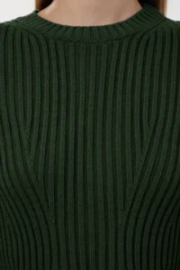 TRENDYOLMİLLA Emerald Green Mini Knitwear A-line Form Dress - Image 4