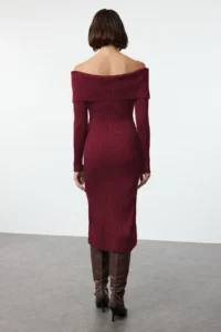 TRENDYOLMİLLA Burgundy Plain Midi Midi Knitwear Basic Carmen Collar Knit Dress - Image 5
