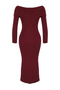 TRENDYOLMİLLA Burgundy Plain Midi Midi Knitwear Basic Carmen Collar Knit Dress - Image 7