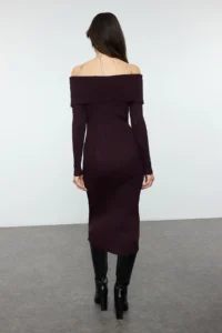 TRENDYOLMİLLA Plum Midi Knitwear Basic Carmen Collar Dress - Image 5