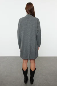 TRENDYOLMİLLA Anthracite Mini Knitwear Cardigan-Dress Set - Image 5