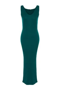 TRENDYOLMİLLA Green Midi Knitwear LONG Sweater-Dress Set - Image 6