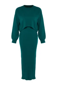 TRENDYOLMİLLA Green Midi Knitwear LONG Sweater-Dress Set - Image 7