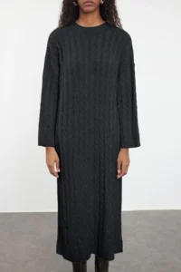 TRENDYOLMİLLA Anthracite Maxi Knitwear Braided Wide Pattern Dress - Image 3