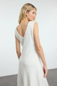 TRENDYOLMİLLA Ecru Midi Knitwear Jacket Look Cardigan-Dress Set - Image 4