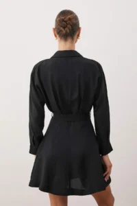 TRENDYOLMİLLA Black Belted Mini Weaving Shirt Dress - Image 5
