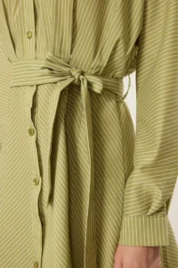 TRENDYOLMİLLA Oil Green Striped Belted Short / Mini Weaving Dress - Image 10